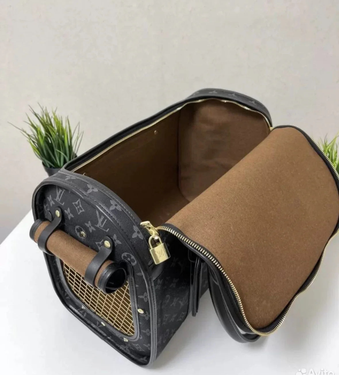 LuiVii Black Bag