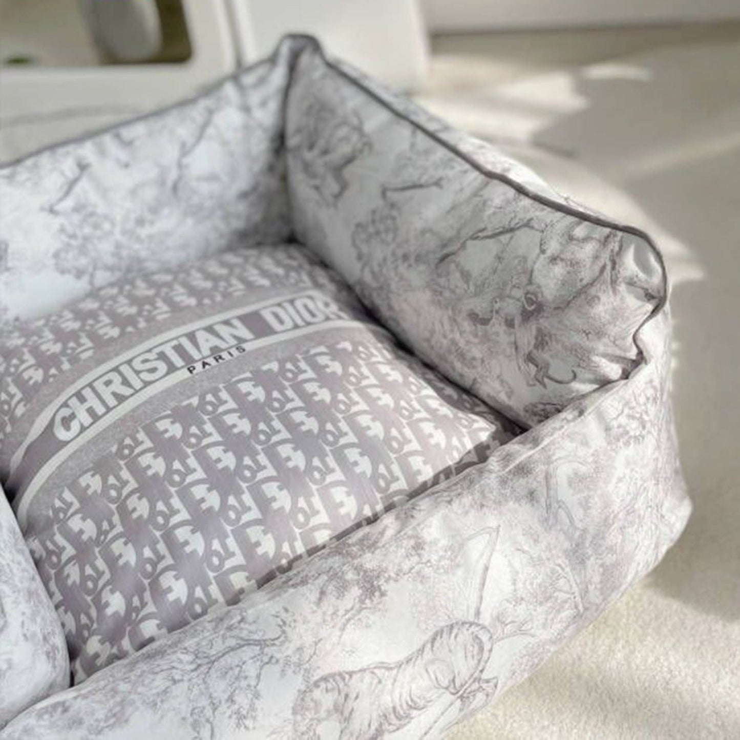 DORÉE LUXURY BED