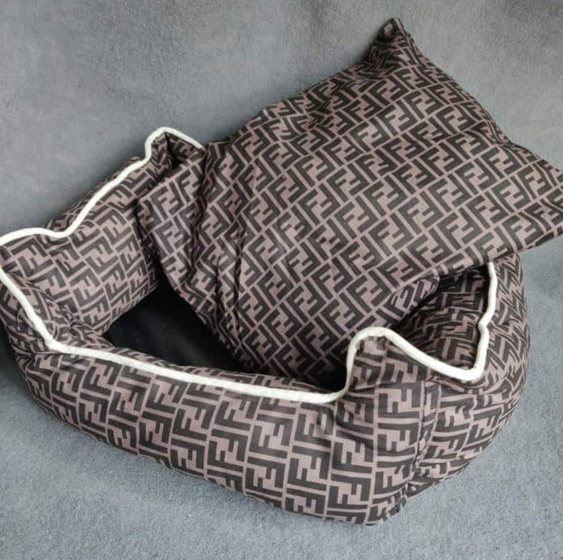 FFiora DOG BED